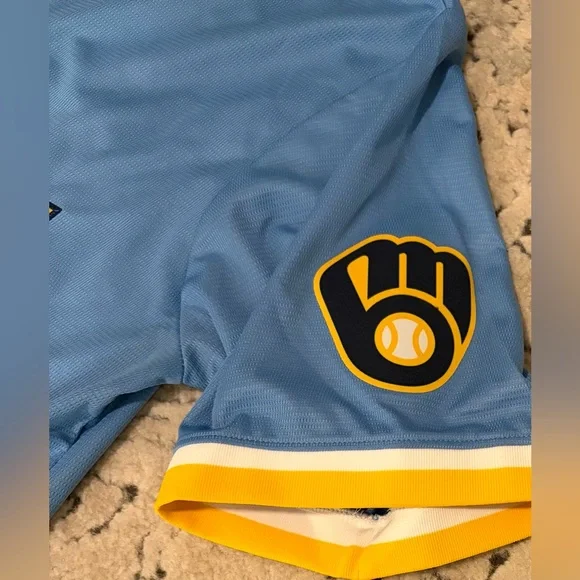 Nike Authentic Milwaukee Brewers City Connect Christian Yelich Jersey Men’s M - Picture 8 of 8